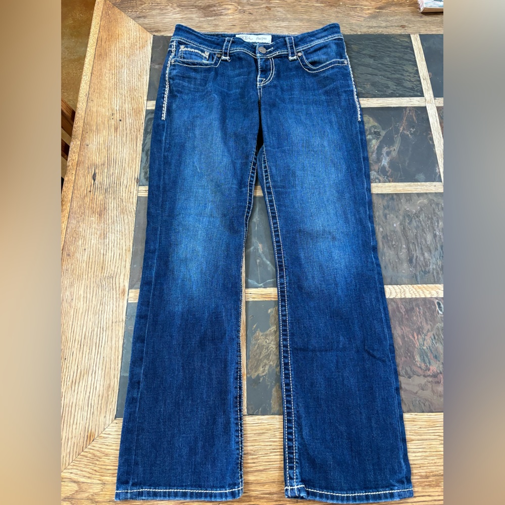 BKE Womens Peyton jeans size 30, nice heavier denim material. Great condition